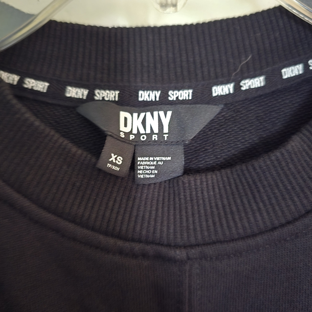 DKNY Sport Black Crewneck Sweatshirt - Picture 4 of 7